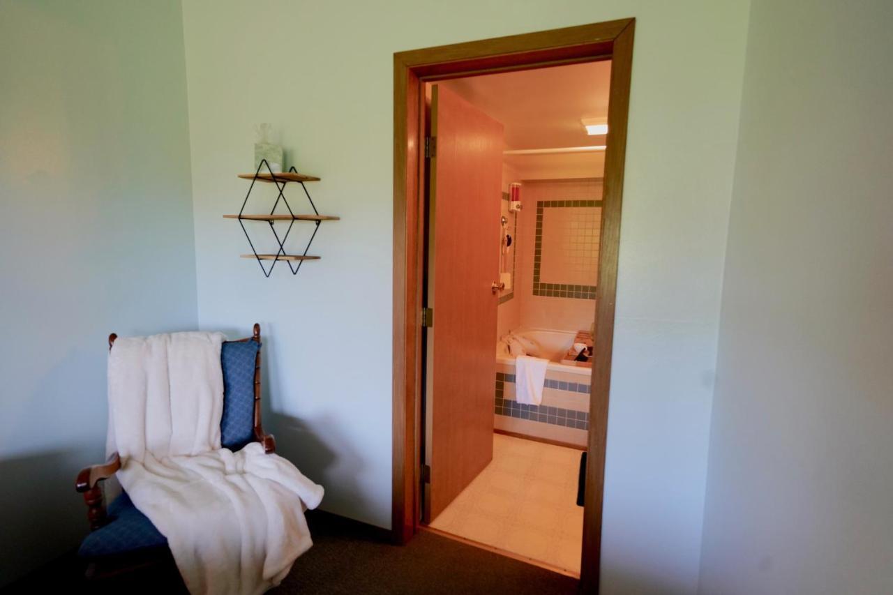 Flat Fish Lodge B&B And Event Center โฮเมอร์ ภายนอก รูปภาพ